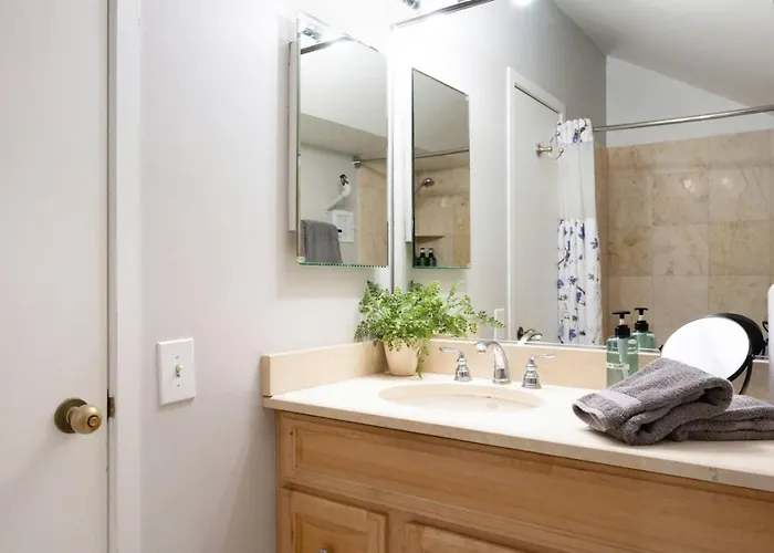 Apartamento Vintage Downtown Penthouse, Gym & Balcony #6